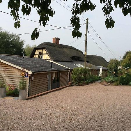 The Steppes Holiday Cottages Hereford Exteriör bild